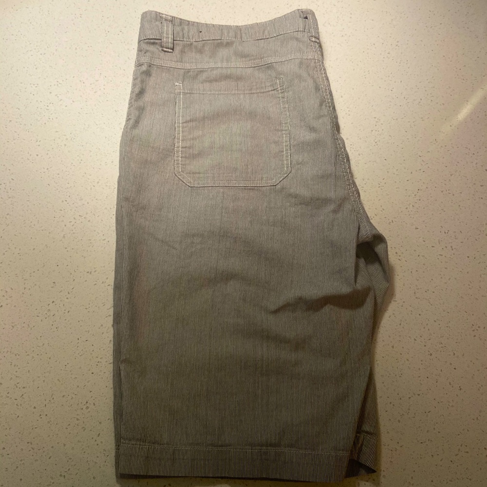 Men Kenneth Cole Reaction shorts 36